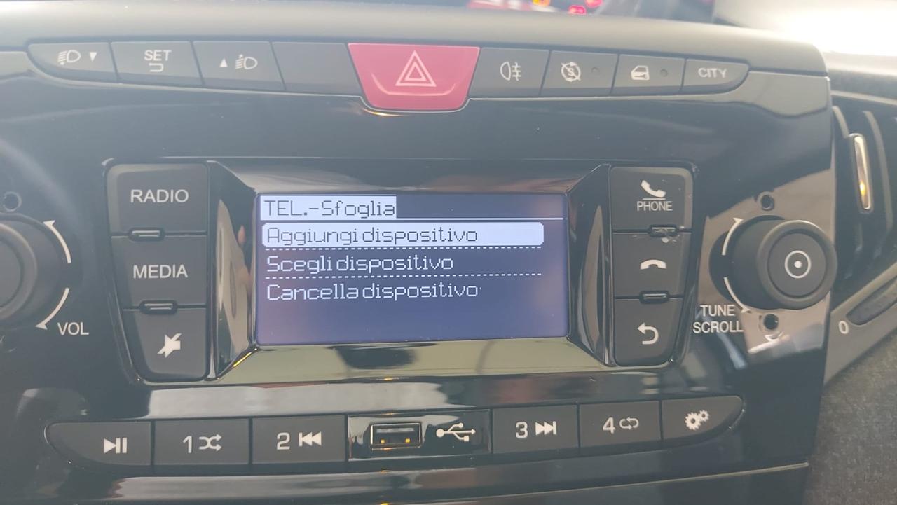 Lancia Ypsilon 1.0 FireFly 5 porte S&S Hybrid Silver Plus - Nessun vincolo