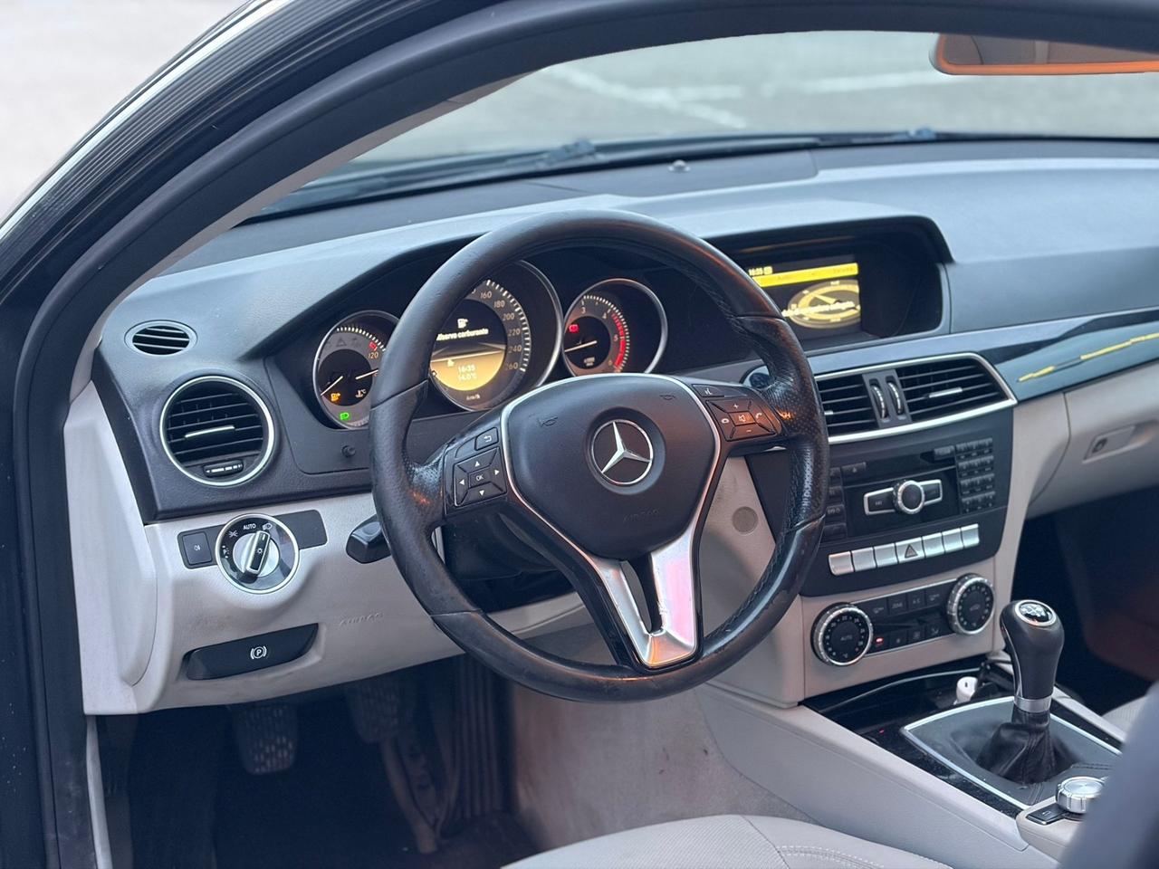 Mercedes-benz C 220 2.0 170cv euo 5