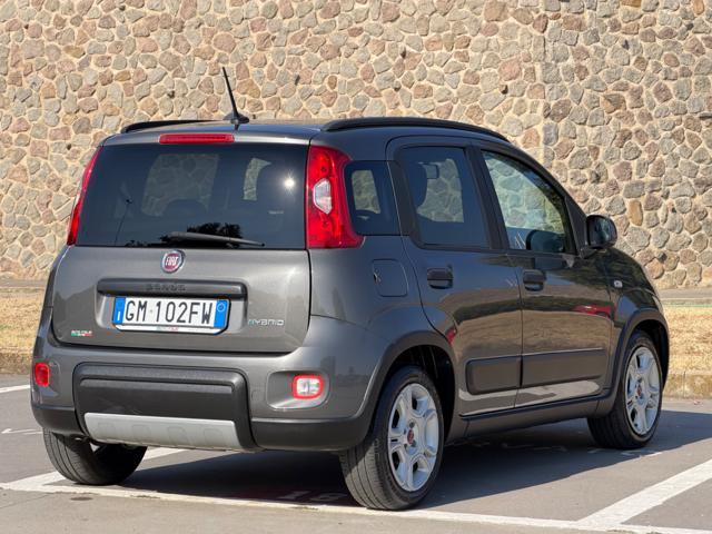 FIAT Panda 1.0 HYBRID CITY LIFE+CLIMATRONIC+SCHERMO+5POSTI