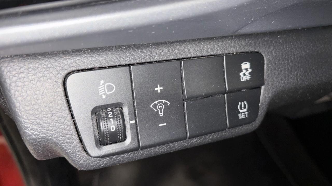 KIA STONIC DEL 2019 1000 BENZINA 120 CV