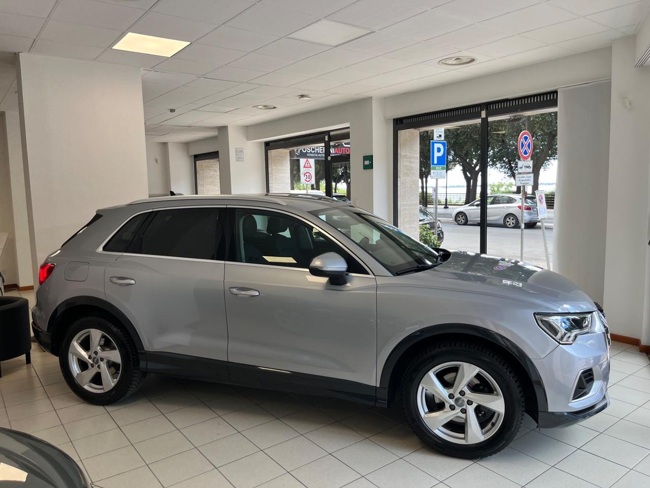 Audi Q3 35 TDI S tronic Business Advanced