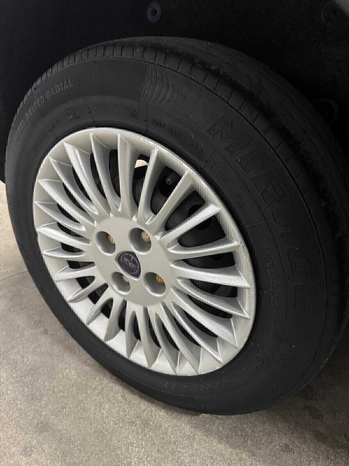 Lancia Ypsilon 1.2 2009 euro 4