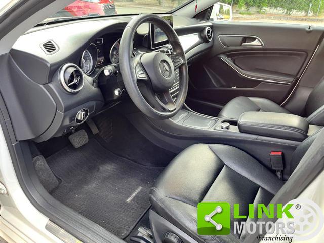 MERCEDES-BENZ CLA 180 CDI Automatic Premium