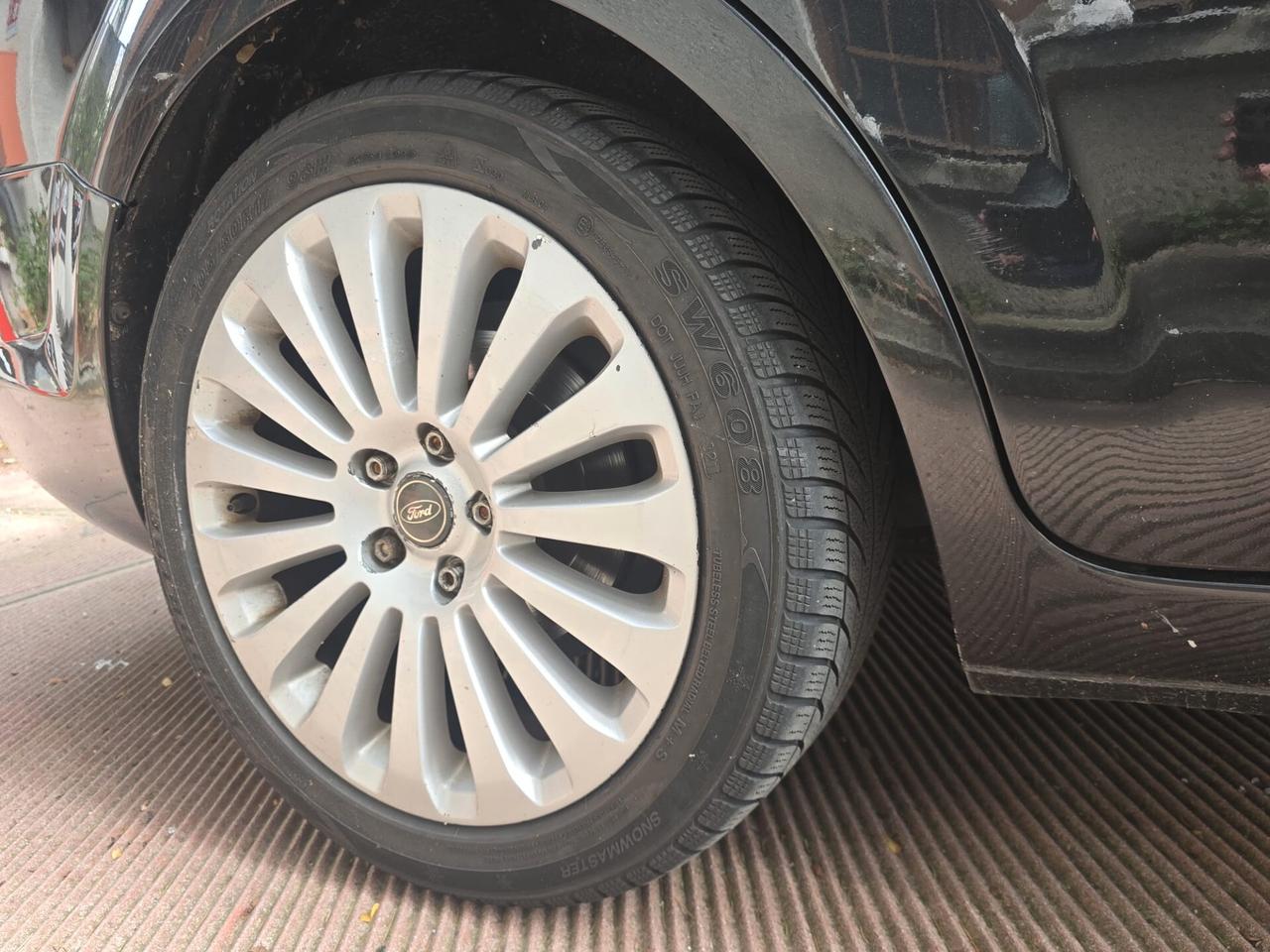 Ford Focus 1.6 TDCi (110CV) SW Tit. DPF - UNICO PROPRIETARIO TETTO APRIBILE