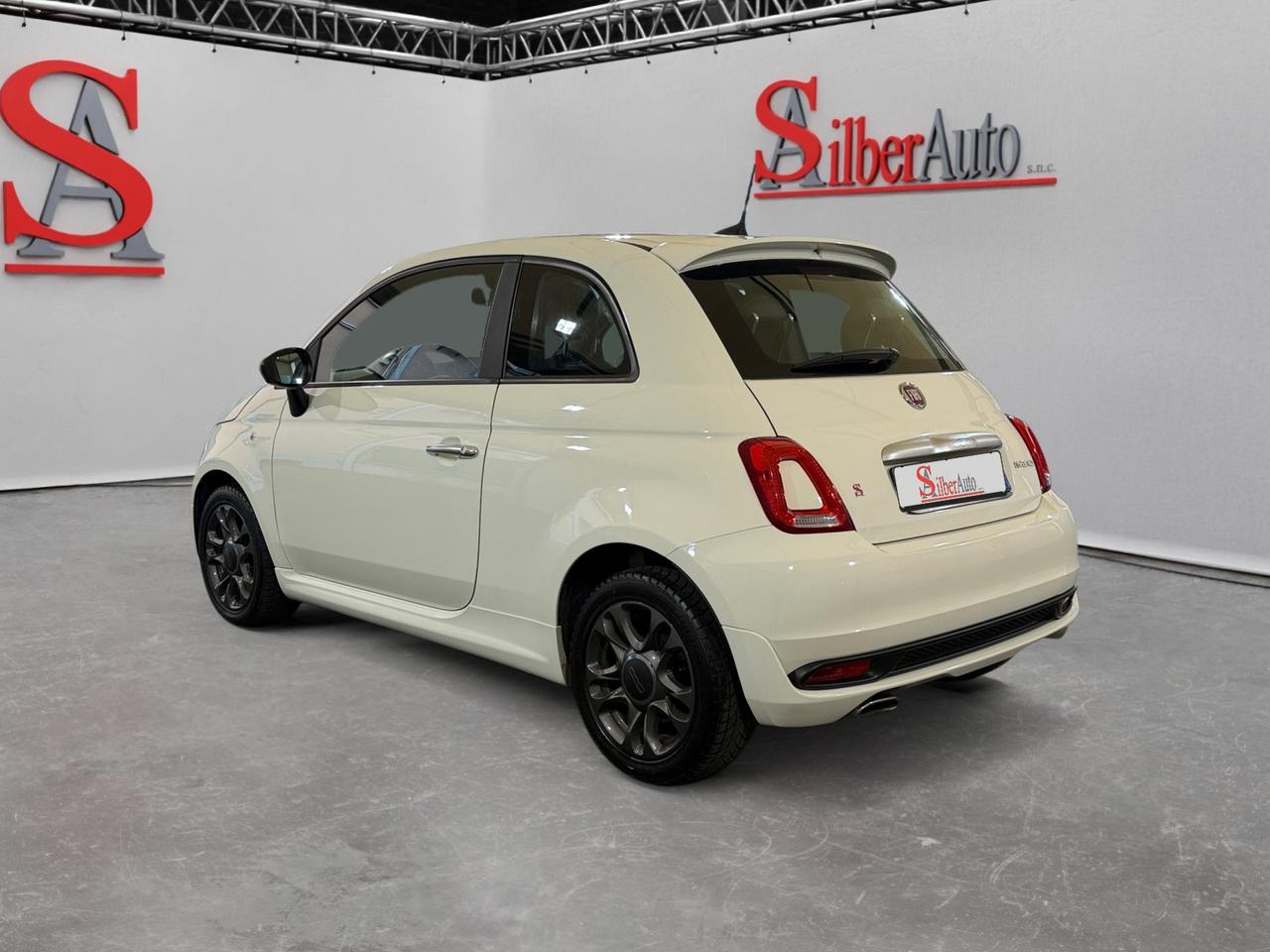Fiat 500 1.0 hybrid Connect 70cv
