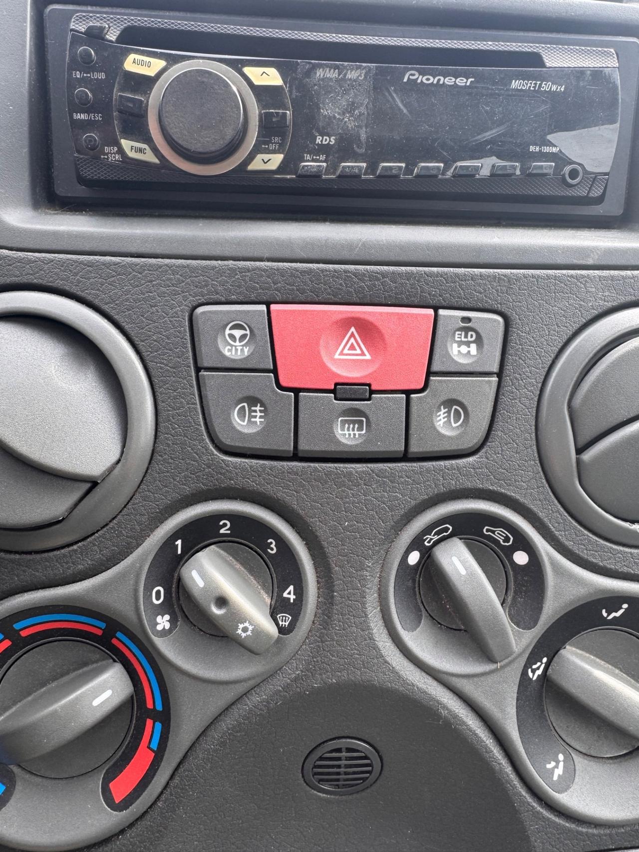 Fiat Panda 1.3 MJT 16V DPF 4x4 Climbing