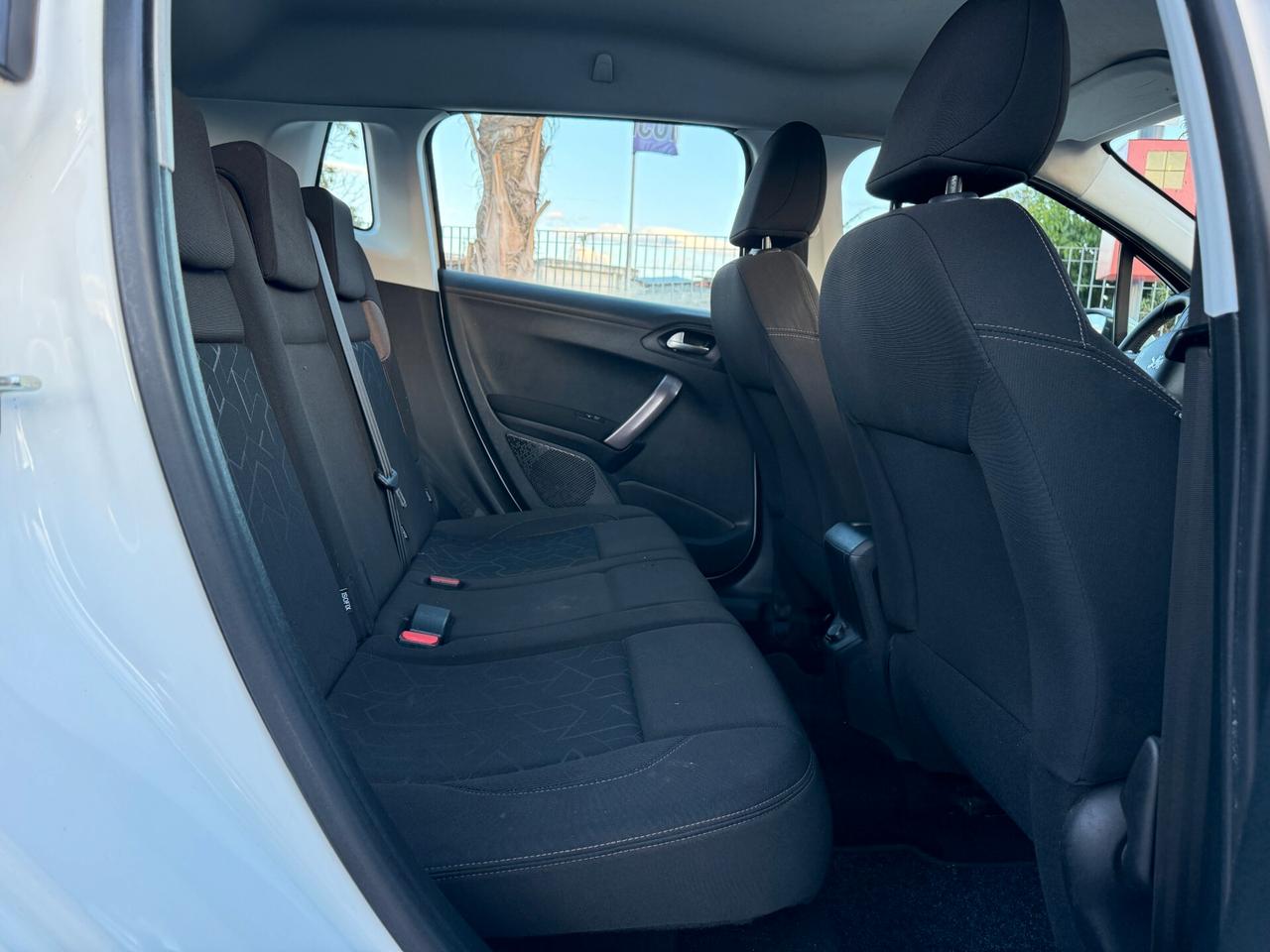 PEUGEOT 2008 ANNO 12/2014 1.4 DIESEL 80 CV