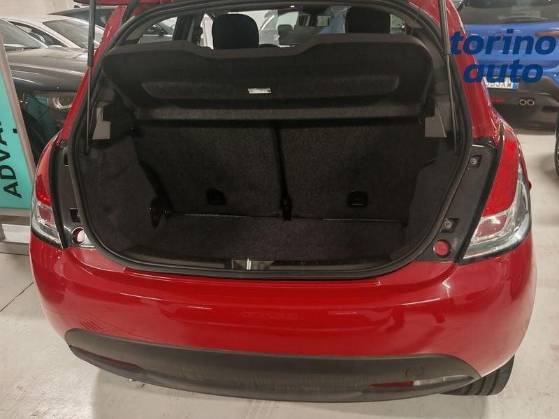 Lancia Ypsilon Ypsilon 1.0 FireFly 5 porte S&S Hybrid Silver