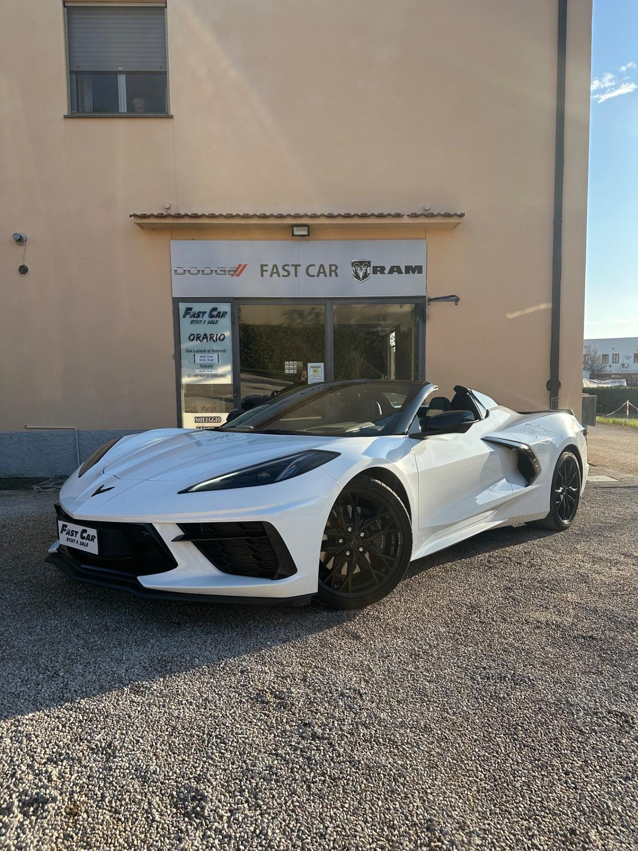 Corvette C8 Stingray Z51 Convertibile 2LT Only Rent