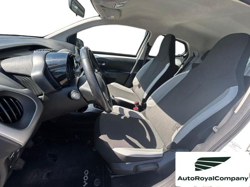 Toyota Aygo 1.0 VVT-i x-play