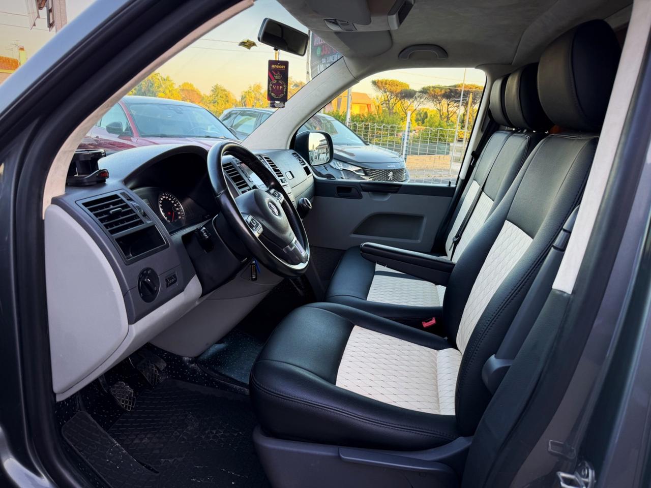 Volkswagen Caravelle 2.0 TDI 150CV PL Cruise