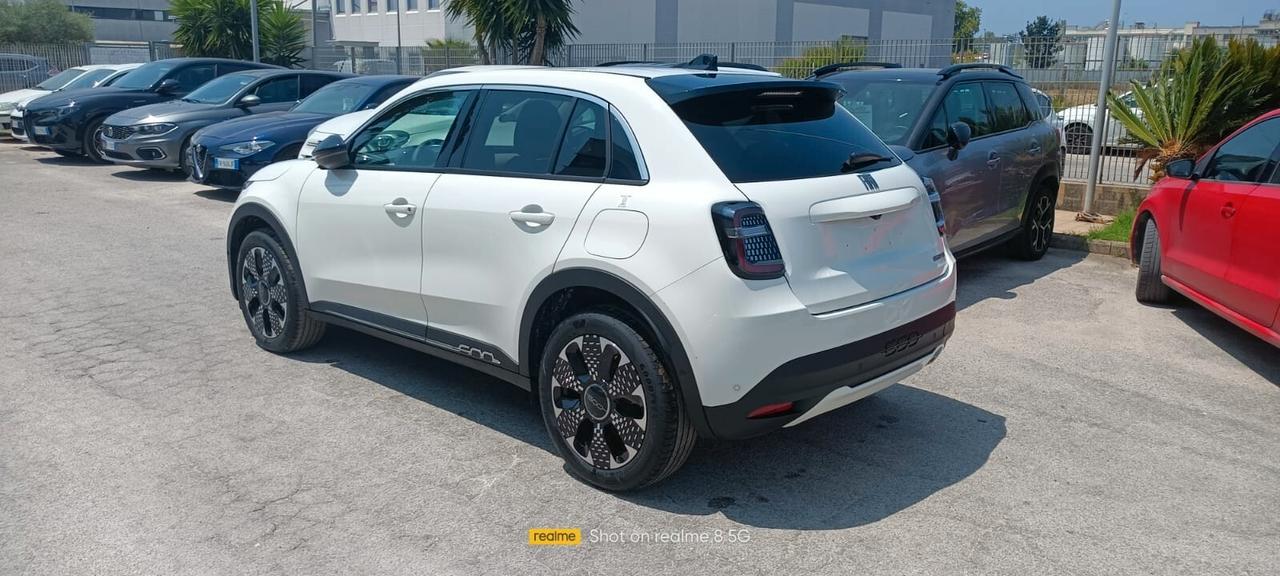 Fiat 600 Hybrid 100 CV DCT MHEV La Prima