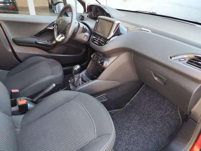 Peugeot 208 208 5p 1.6 bluehdi Touch 75cv