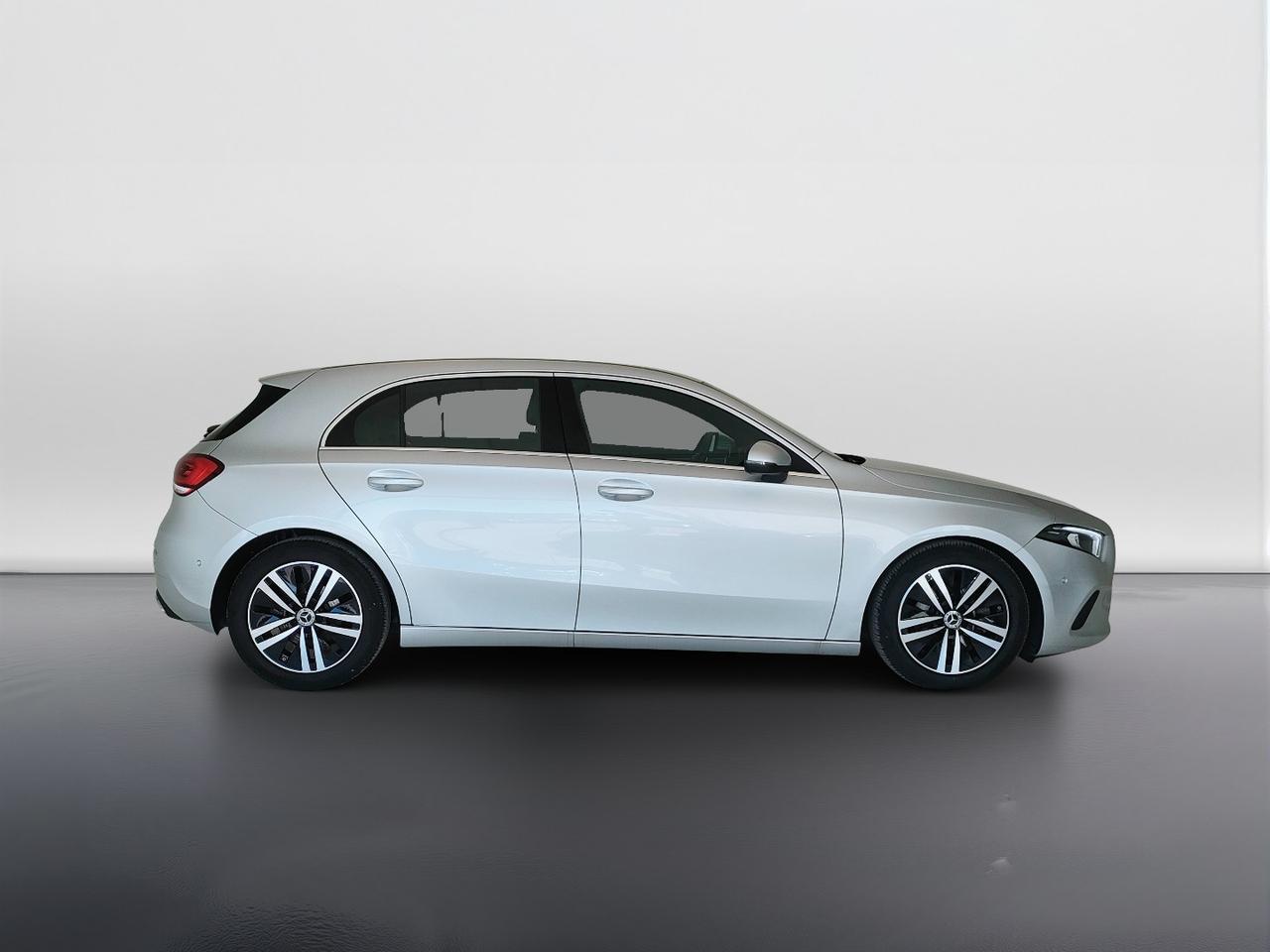 Mercedes-Benz Classe A - W177 2018 - A 180 d Sport auto