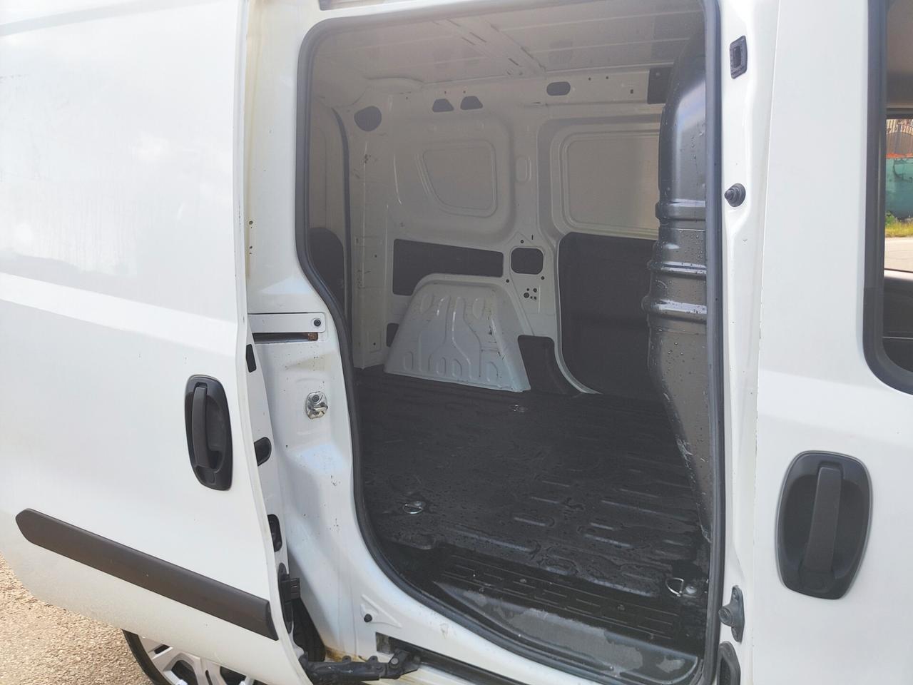 Fiat Doblò 1.6 MJT 3 POSTI