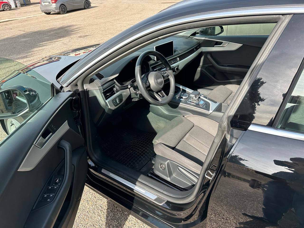 Audi A5 SPB 40 TDI S tronic 10/2019 UNIPRO