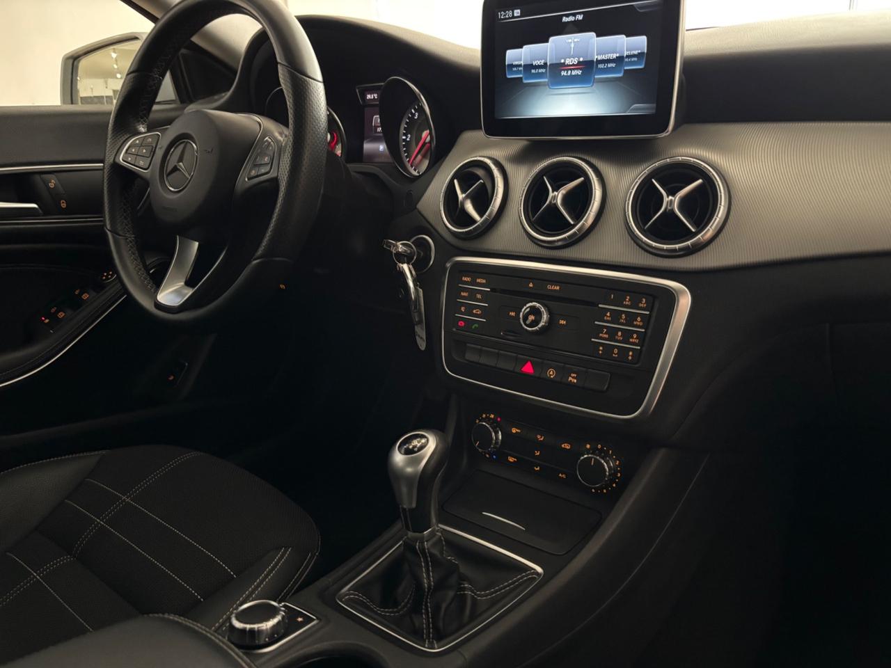 Mercedes-benz CLA 180 CDI Sport