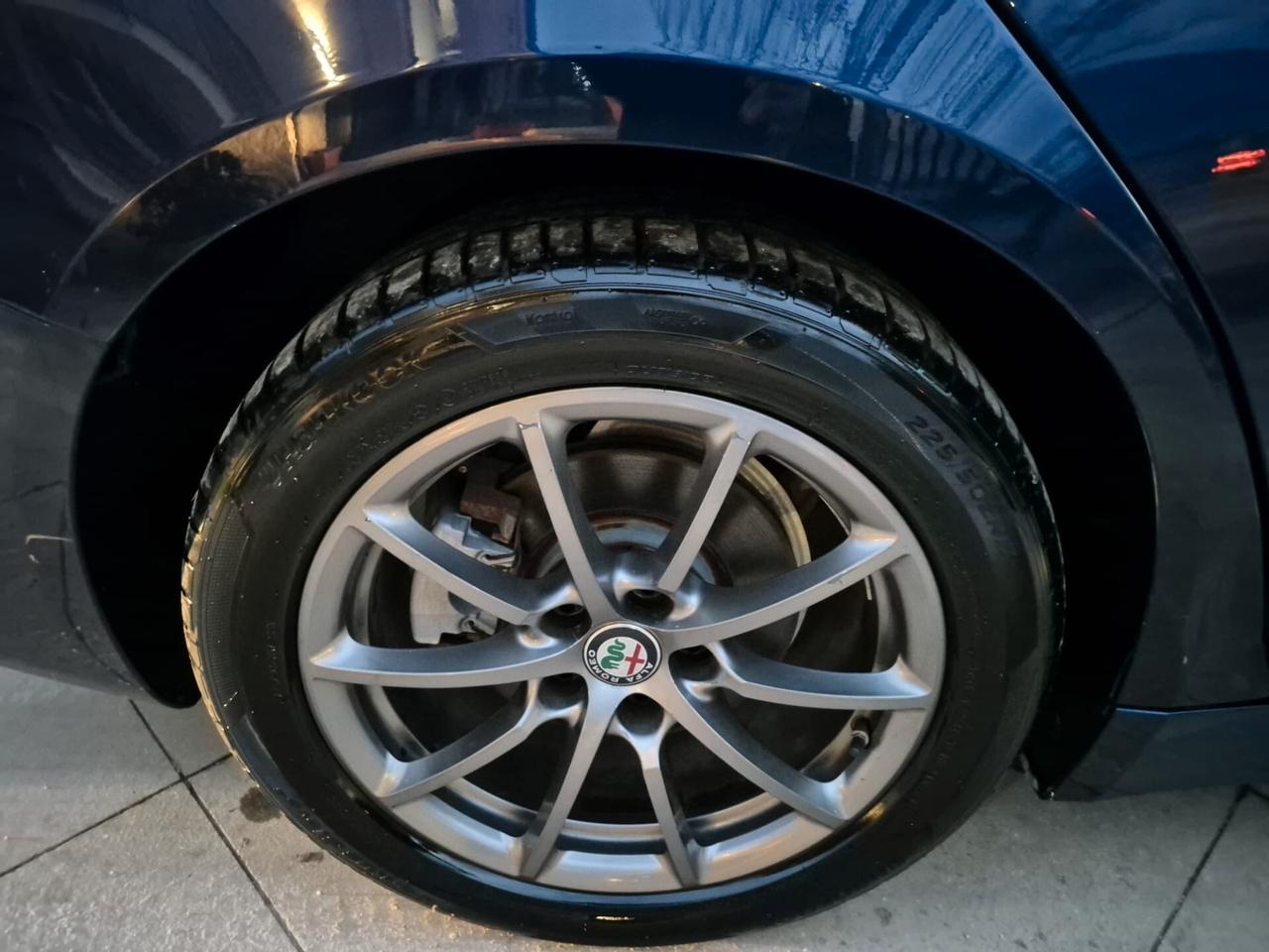 Alfa Romeo Giulia 2.2 Turbodiesel 150 CV AT8 Super