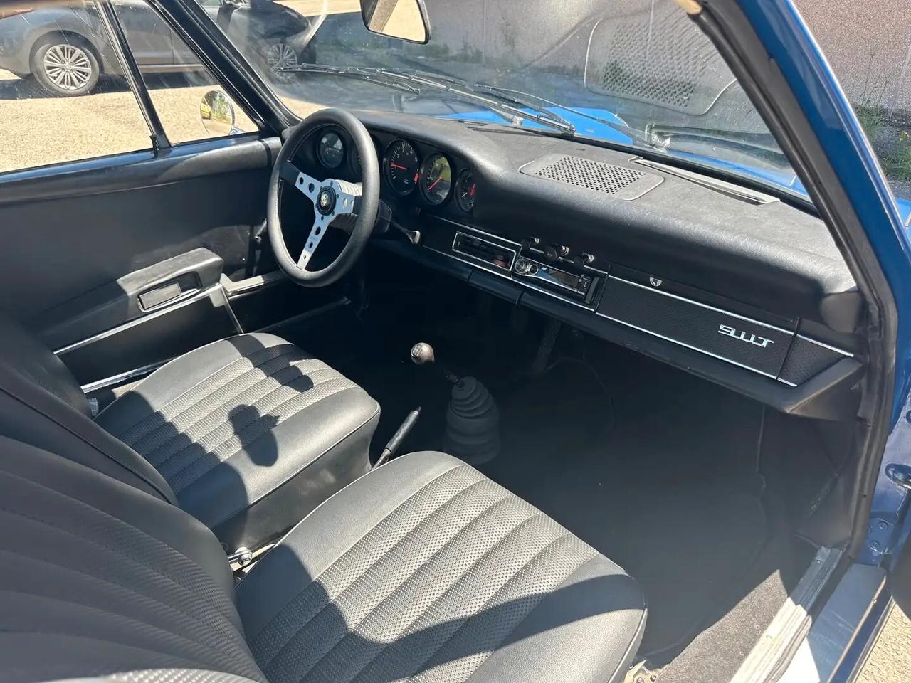 Porsche 911 T KARMANN
