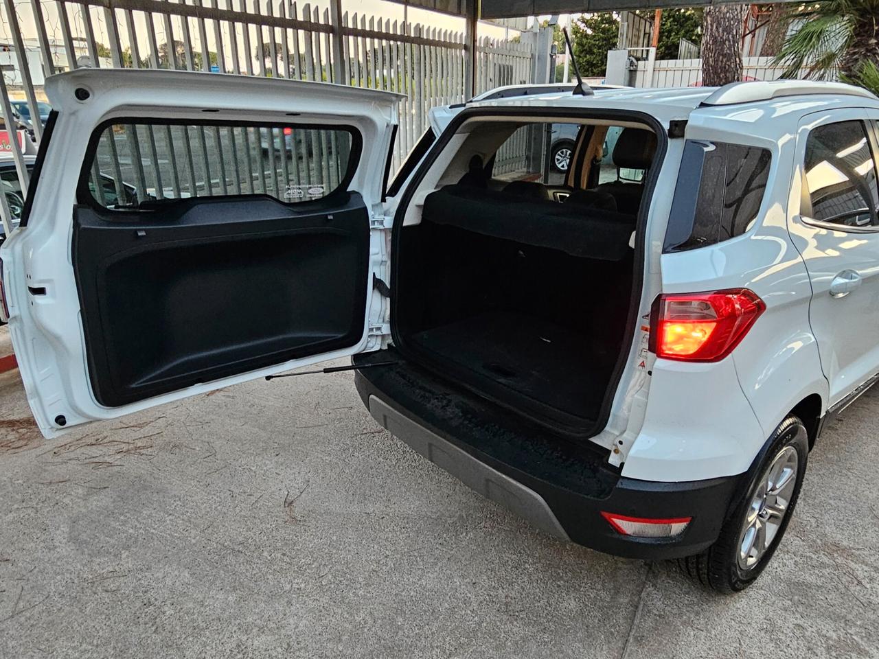 Ford EcoSport 1.5 TDCi 100 CV Start&Stop Titanium