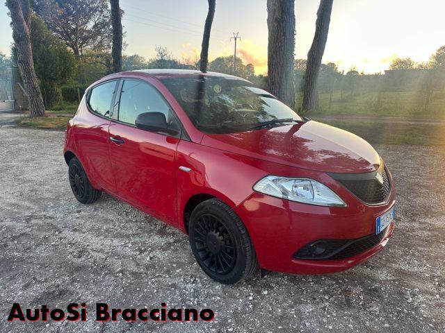LANCIA Ypsilon 1.0 FireFly 5 porte S&S Hybrid Ecochic Gold