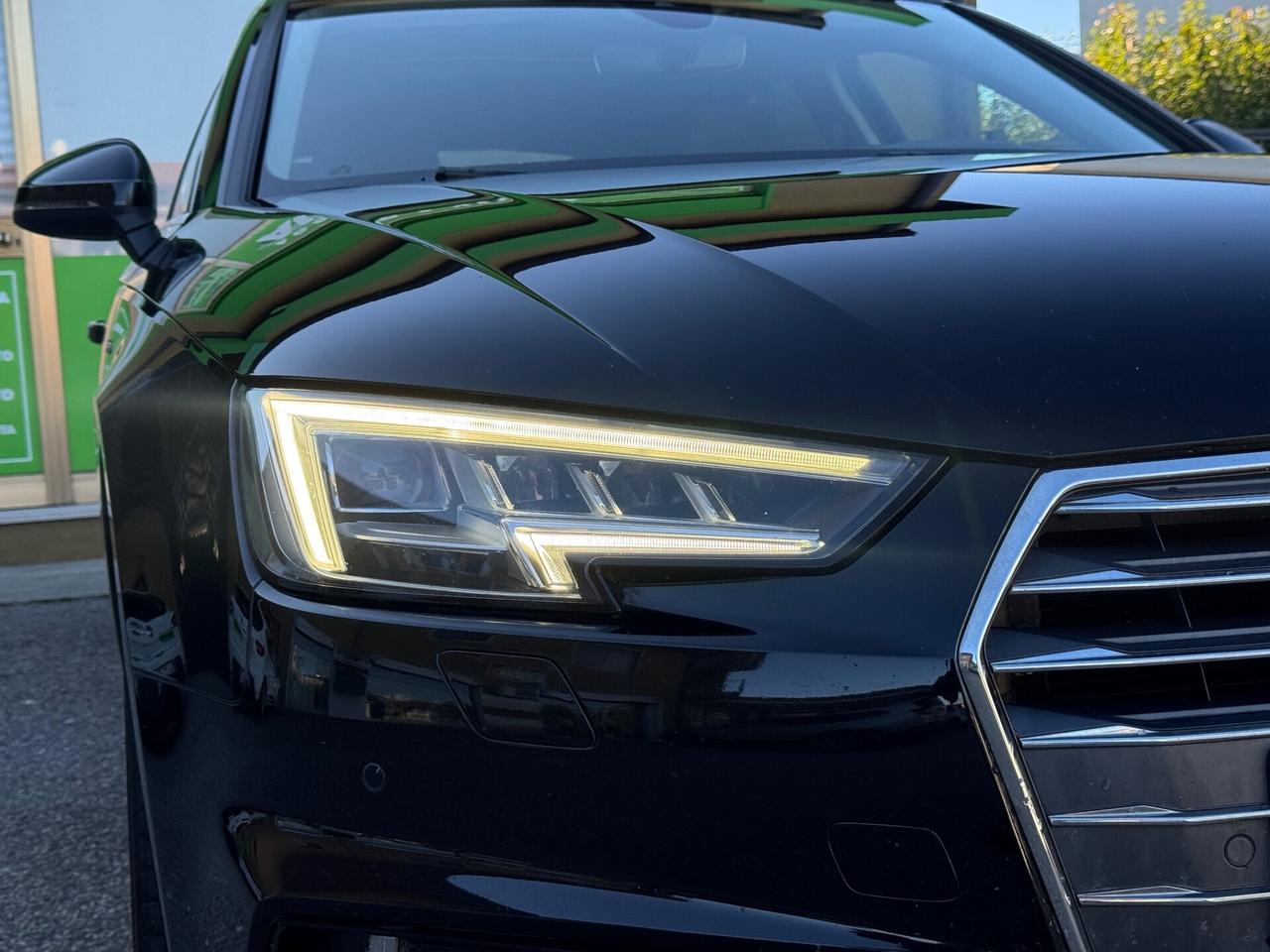 Audi A4 2.0 TDI 150 CV ultra S-Line Sport