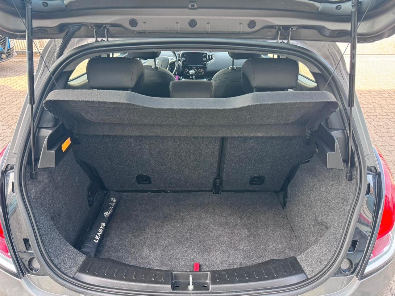Lancia Ypsilon 1.0 FireFly 5 porte S&S Hybrid Gold