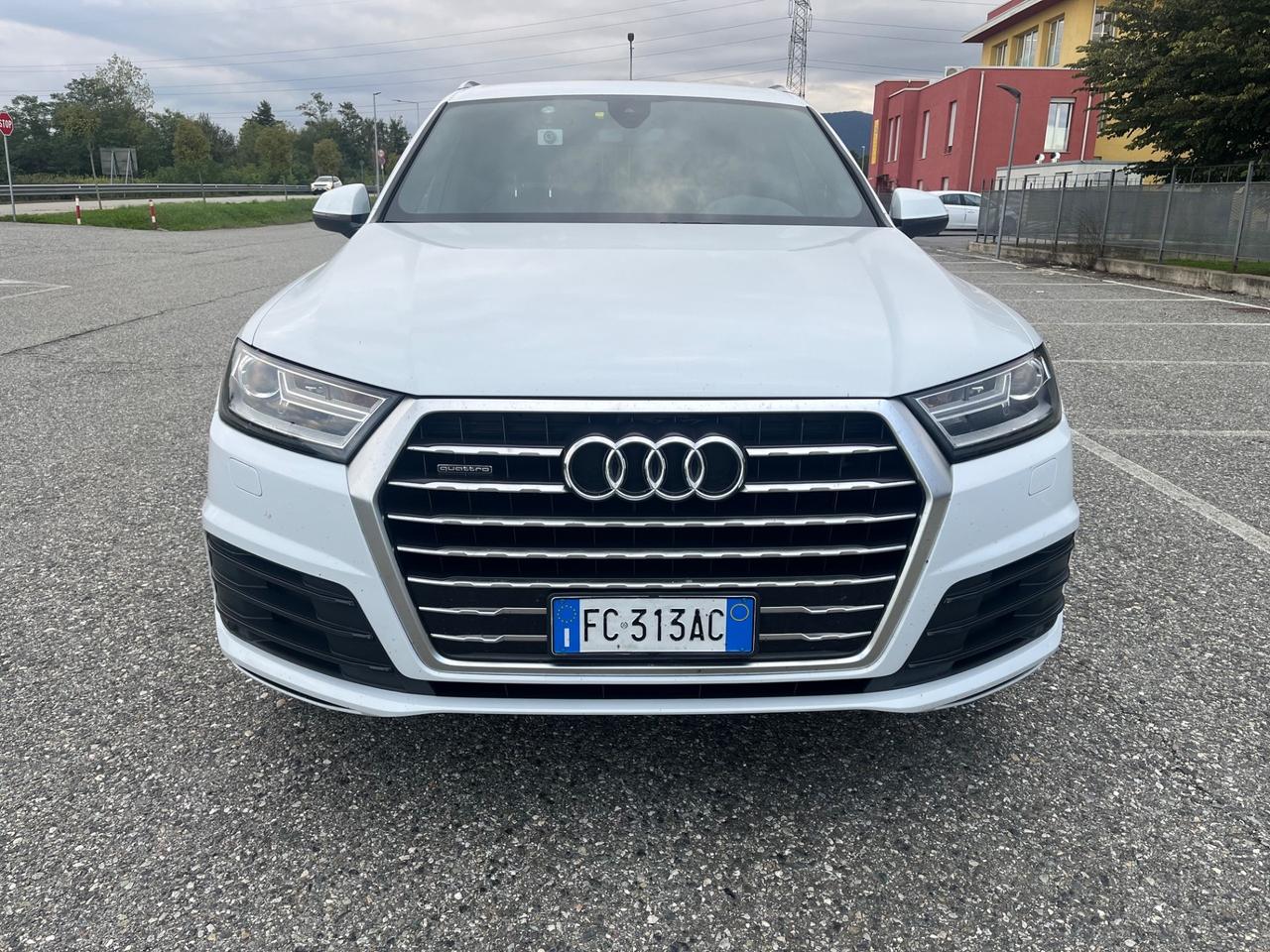 Audi Q7 3.0 TDI 272 CV quattro tiptronic Business Plus