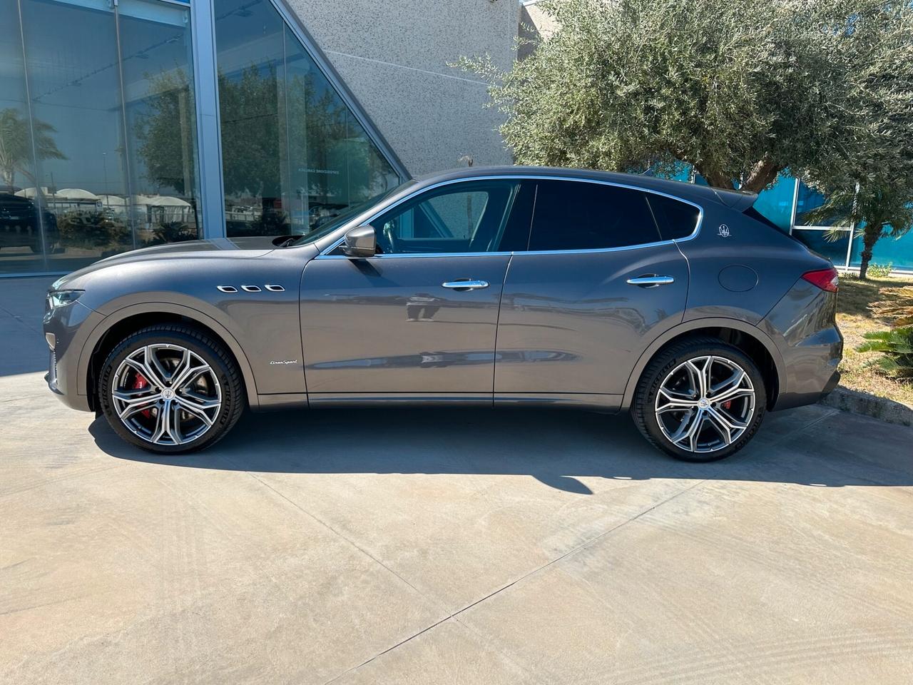 Maserati Levante Gransoprt Super Offerta T-stock prezzo imperdibile