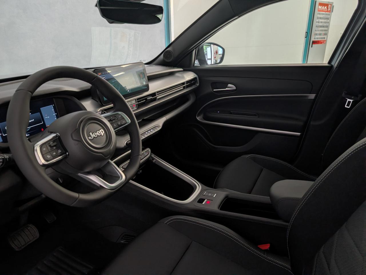 Jeep avenger 1.2 Turbo E-Hybrid 110cv eDCT6 Summit Freedom