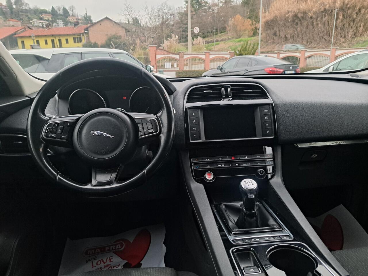 Jaguar F-Pace 2.0 D 163 CV Portfolio
