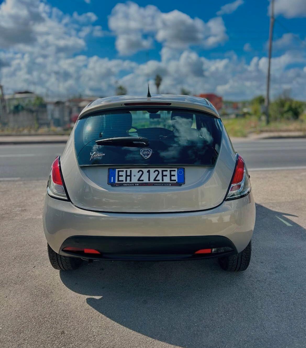 Lancia Ypsilon 1.2 69 CV Diva DEL NORD