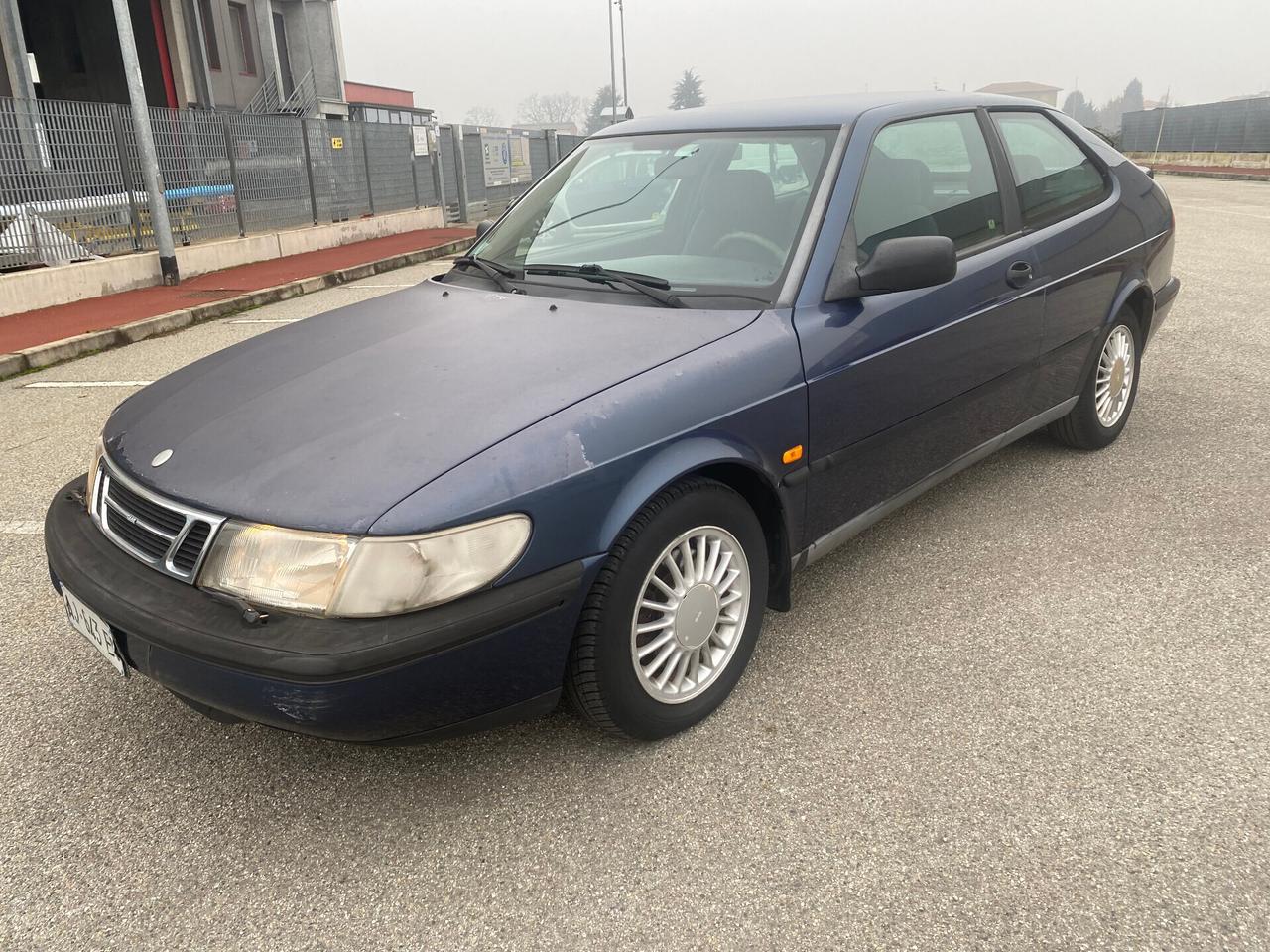 Saab 900 2.0i 16V cat 3 porte SE