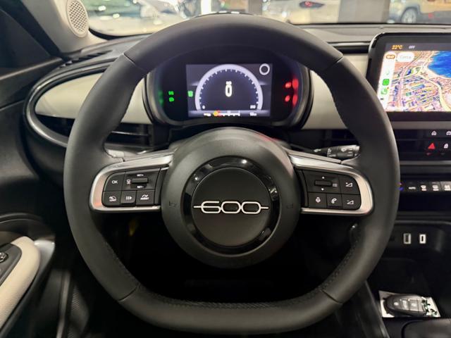FIAT 600 KM0 LA PRIMA 100CV+CARPLAY WI-FI+18''+RCAM+2PDC