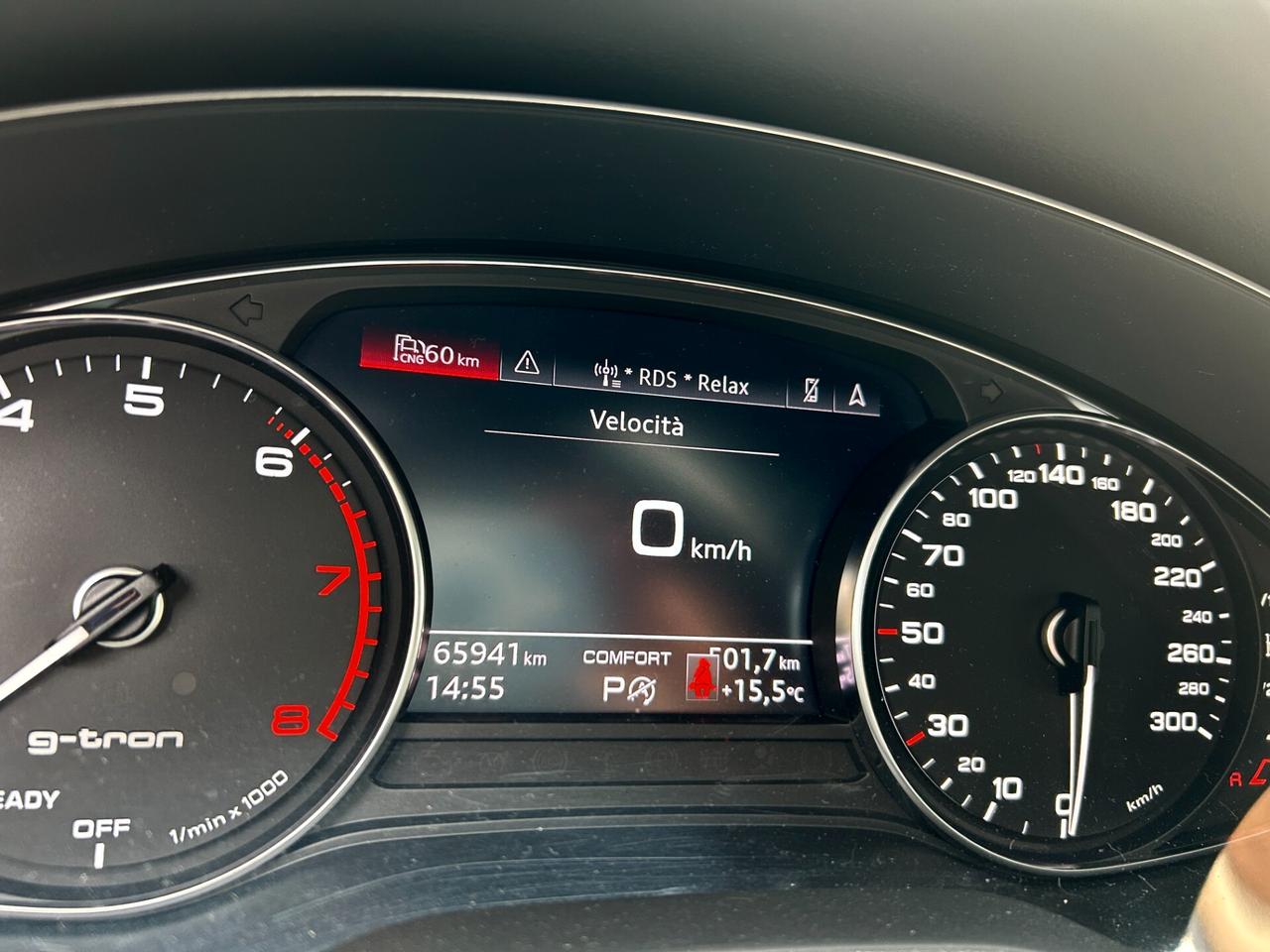 Audi A4 Avant 40 g-tron Stronic Business Adv 22