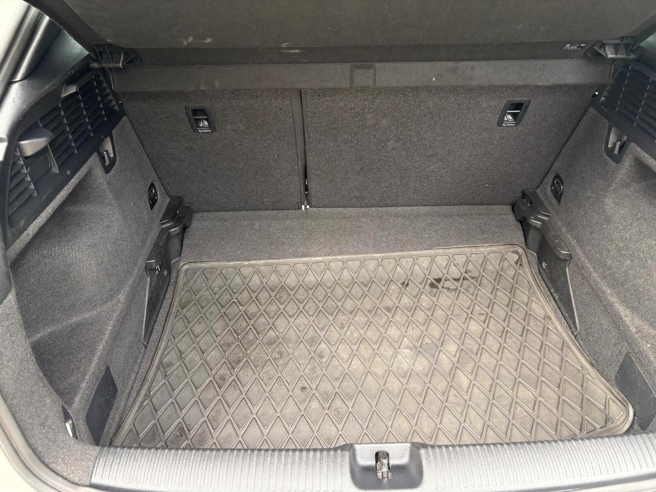 Audi Q2 S-LINE