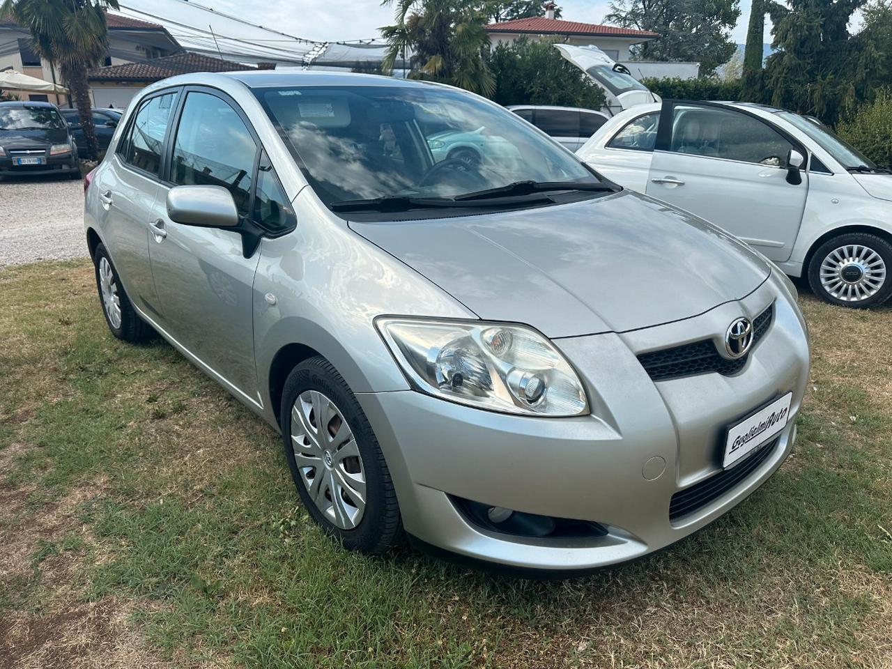Toyota Auris 5 Porte Auris 5p 1.4 d-4d Sol