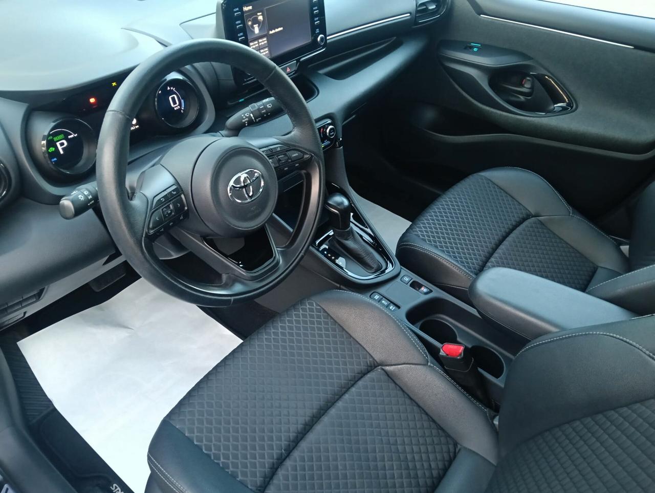 Toyota Yaris 1.5 Hybrid 5 porte Lounge