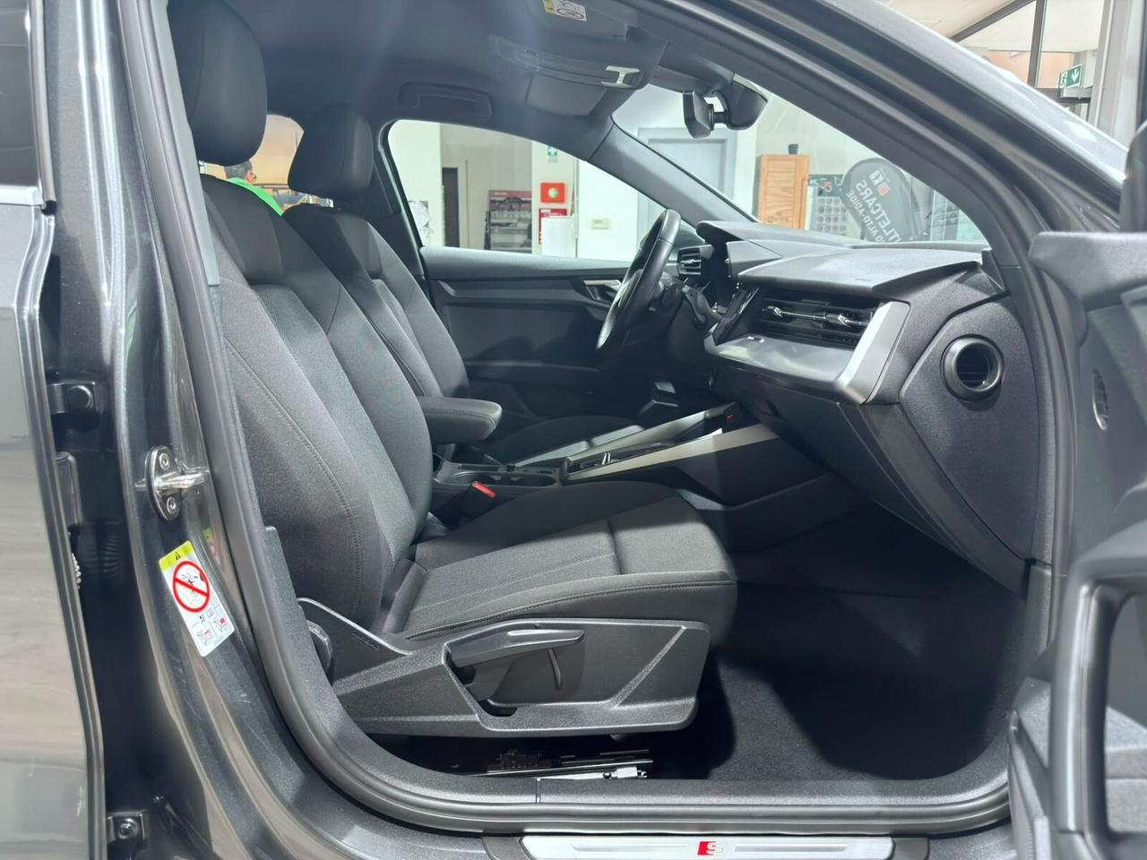 AUDI A3 SPK 30 2.0TDI 116CV S-TRONIC S-LINE EDITION