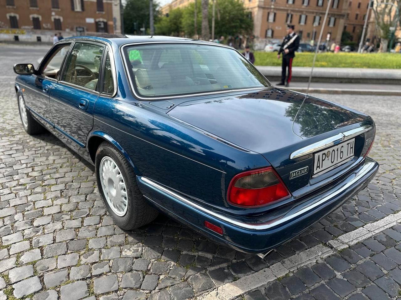 Jaguar Xj6 AUTOMATICA 85.000KM ORIGINALI ASI