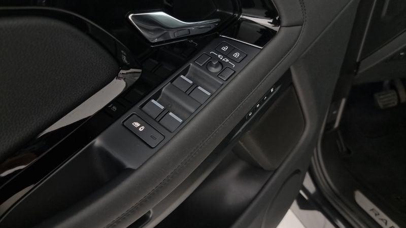 Land Rover RR Evoque 2.0D I4 163 CV AWD Auto SE N1 Autocarro