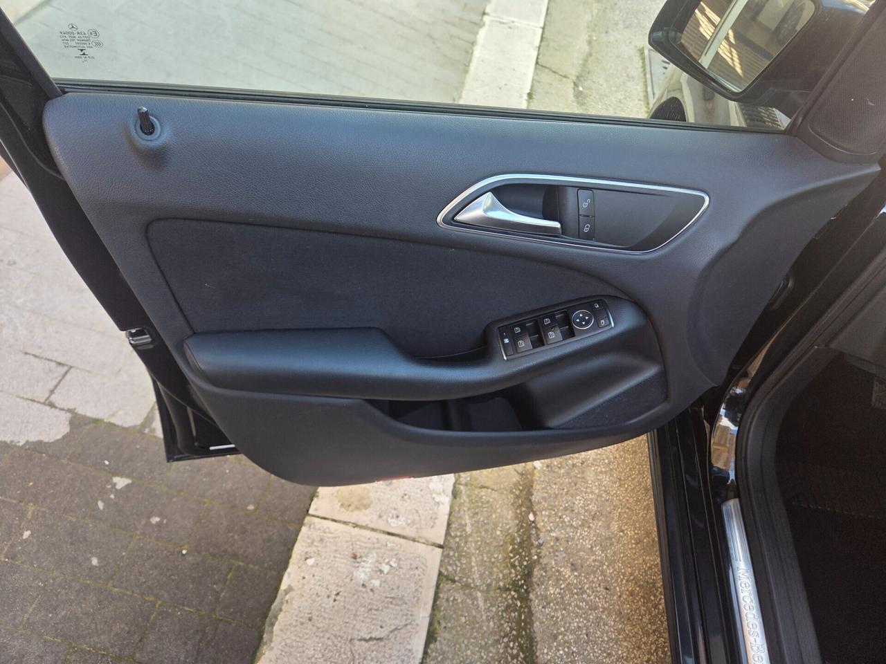 MERCEDES B180 ANNO 2014 1.5 110 CV KM CERTIFICATI