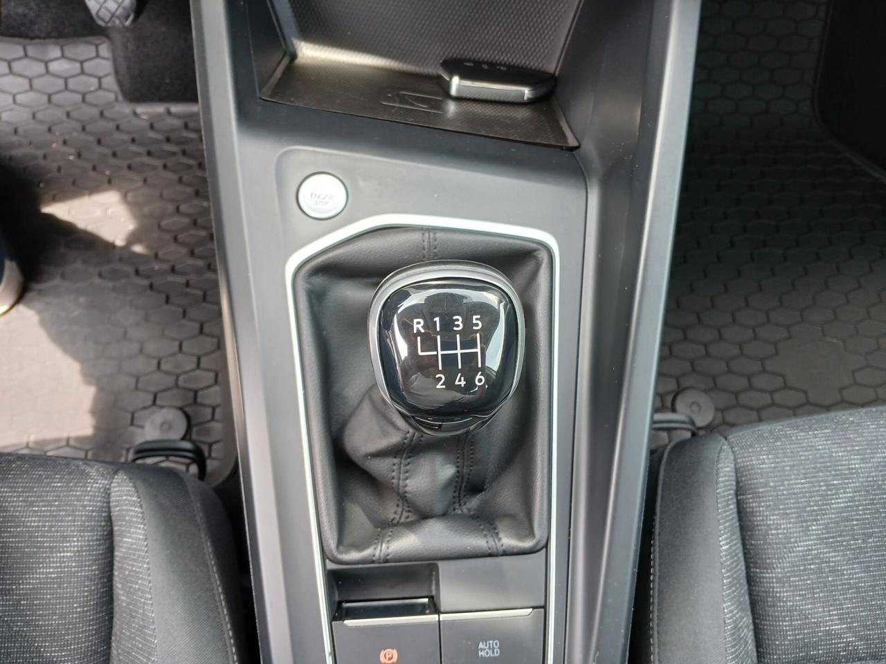 Volkswagen Golf 8 2.0 TDI 115CV 2020
