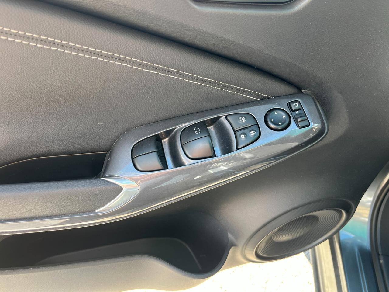 Nissan Juke 1.6 HEV N-Connecta - 2024