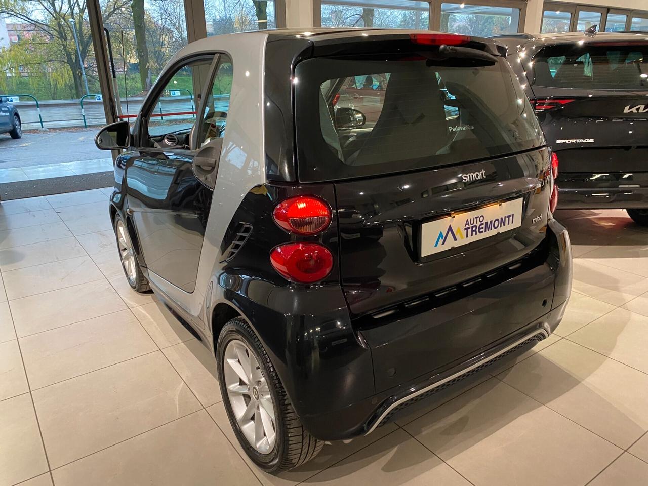 Smart ForTwo 1000 52 kW MHD coupé pure