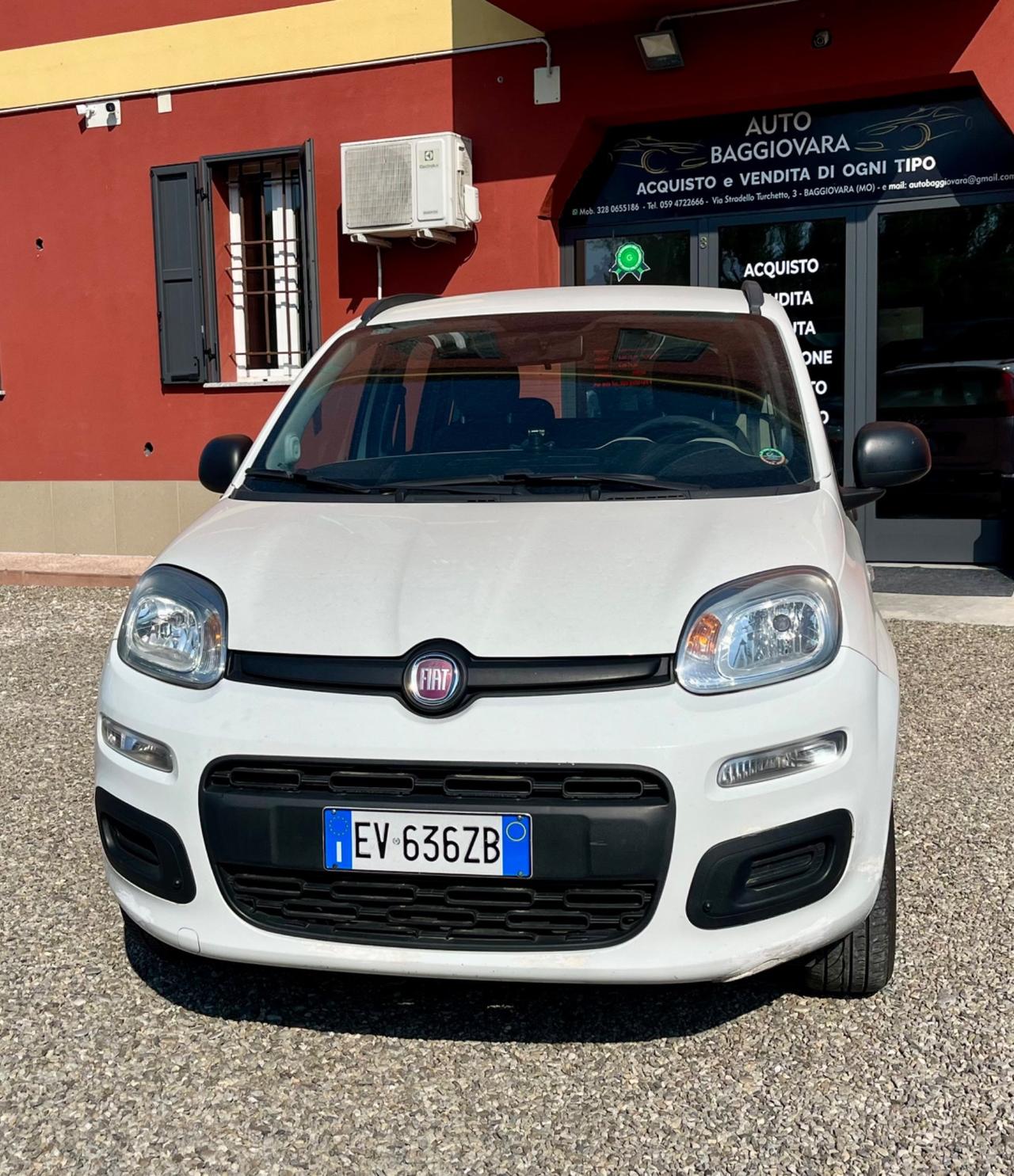 Fiat Panda 0.9cc benzina e metano