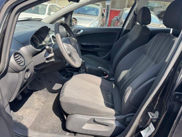 OPEL Corsa 1.2 5 porte Cosmo