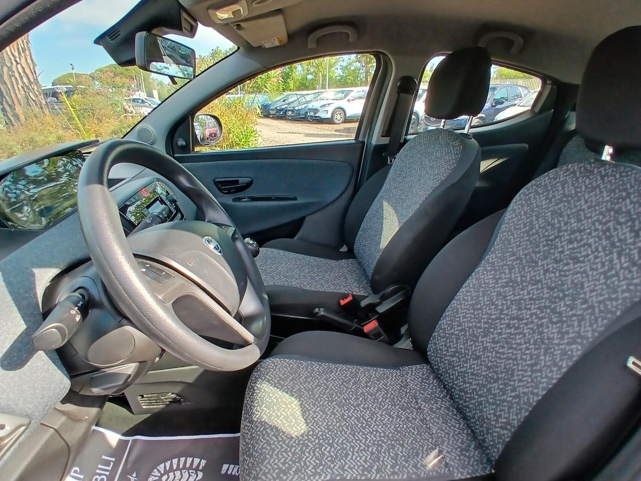 Lancia Ypsilon 1.0 FireFly 5p S&S Hybryd Gold