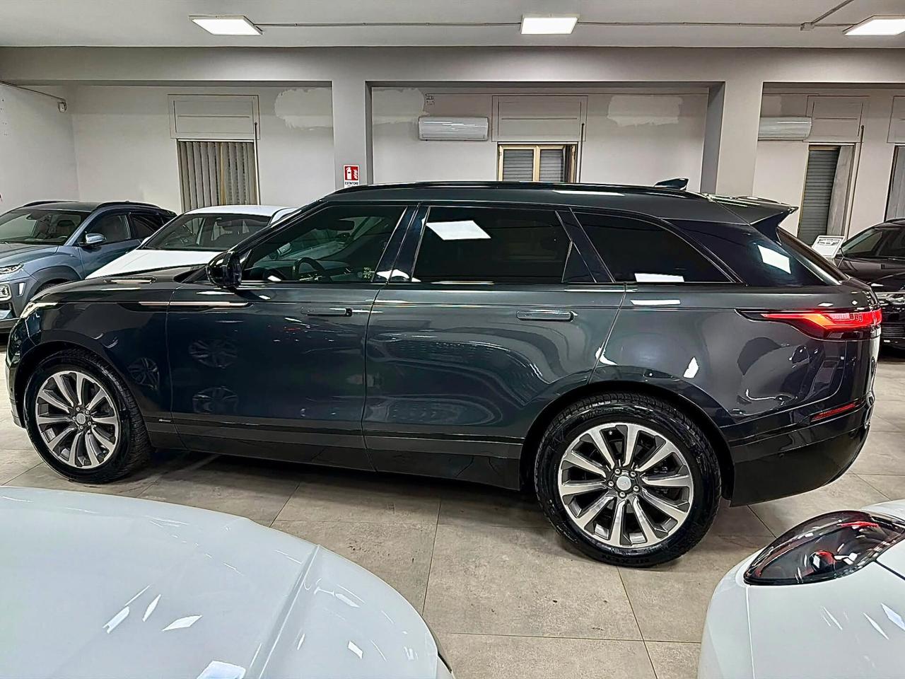 Range Rover Velar 2.0D I4 240 CV R-Dynamic HSE
