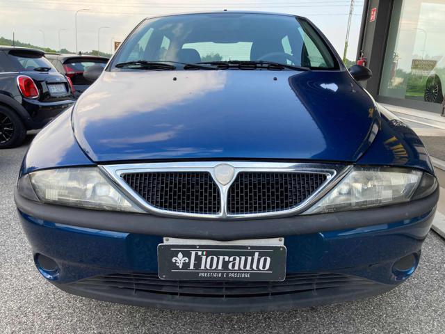 LANCIA Y 1.2i 16V cat LE